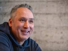 Michael (55) overwint vliegangst voor WK-droom: ‘Mijn vriendin is ook nog nooit in Amerika geweest’