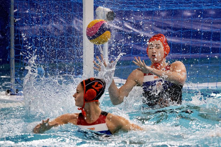 Badloe toch geen eerste na diskwalificatie, waterpolosters ...