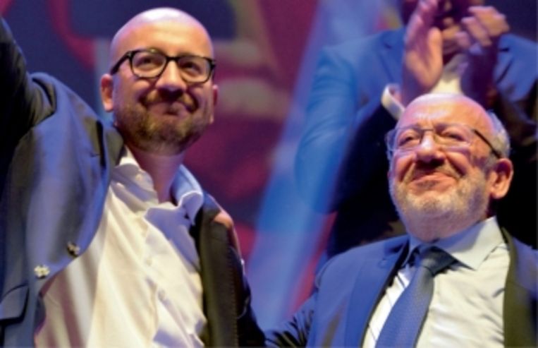 Charles wordt boos, maar alleen vanbinnen. Hij kan rancuneus zijn. Daarin is hij anders dan zijn vader, die een zuiders temperament heeft. Beeld 