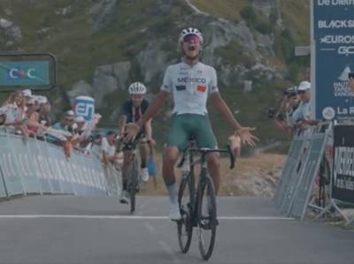 Mexicaan Del Toro wint op Col de la Loze in Ronde van de Toekomst, Belg Lecerf klimt naar vijfde plaats