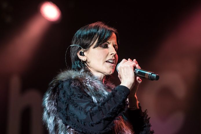 Dolores O'Riordan (1971-2018).