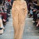 Modeblog: modewereld heeft Halima Aden en haar hoofddoek omarmd