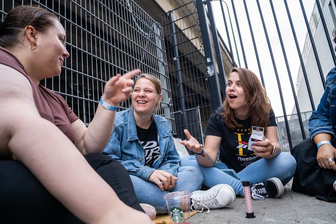 Harry Styles-fans kamperen het Sportpaleis om er donderdag als eerste bij te zijn.