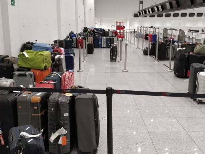 1.400 koffers blijven achter op Zaventem omdat bagageband aantal valiezen niet aankan