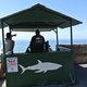 Shark Spotters turen uren naar zee, op zoek naar haaien