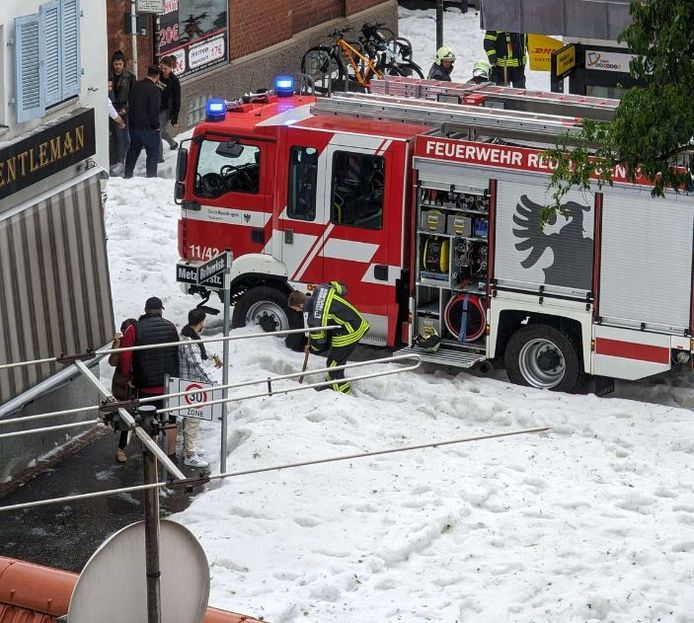 Une ville allemande ensevelie sous la neige en plein mois d’août