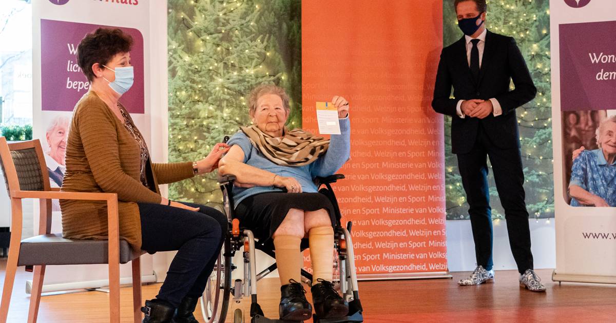 Forse Kritiek Van Artsen Op Vaccinbeleid Dit Is Niet Meer Uit Te Leggen Binnenland Ad Nl