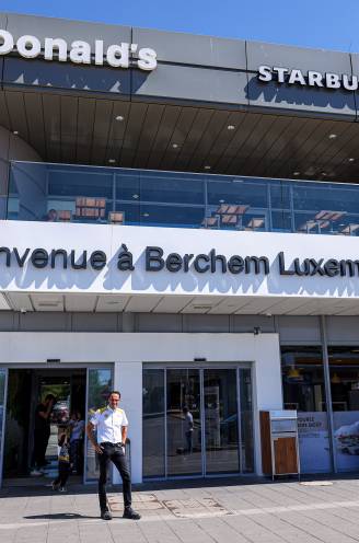 Een dagje op het grootste én properste tankstation ter wereld, ‘Aire de Berchem’: “Voor goedkope benzine moet je hier niet meer zijn, wel voor de toiletten en tabak”