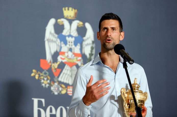 Novak Djokovic op 11 juli in Belgrado na zijn zege op Wimbledon.