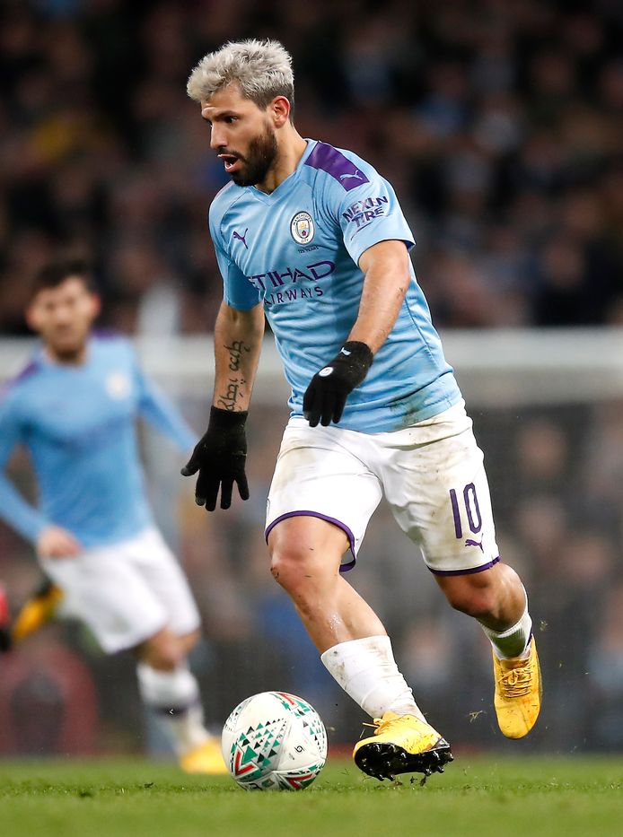 Sergio Agüero in actie namens Manchester City.