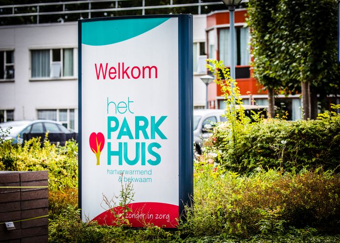 De hoofdlocatie van het Parkhuis aan de Haaswijkweg-Oost in Dordrecht.