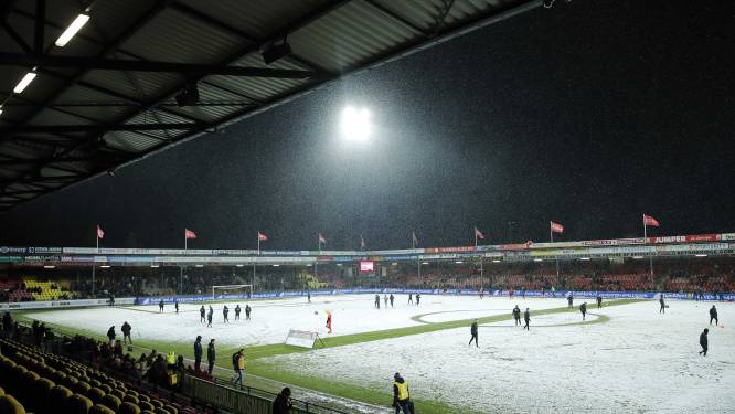 Over een doldwaze avond in de Adelaarshorst, waar bijna iedereen zag dat voetballen echt niet ging