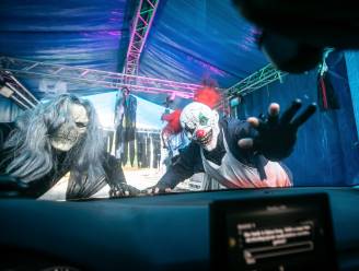IN BEELD. Halloweencarwash combineert een poetsbeurt met de schrik van jouw leven