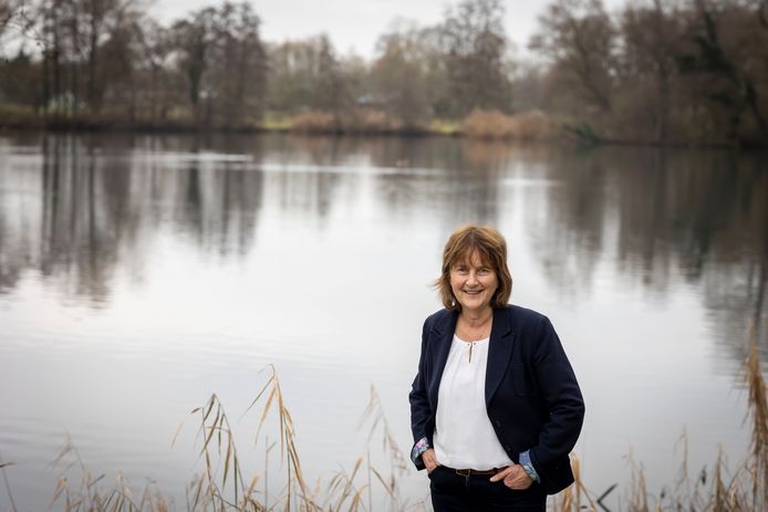 Raadslid Marie-José Huis in 't Veld maakt zich grote zorgen over terugbrengen frequente borstonderzoek van twee naar drie jaar. Op haar initiatief stuurt Hengelo een brandbrief naar het kabinet.