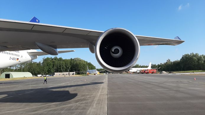 De eerste Boeing 747-400 van Lufthansa is geland op Twente Airport
