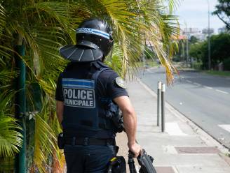 La France déploie l’armée en Nouvelle-Calédonie, TikTok suspendu: “La situation est grave”