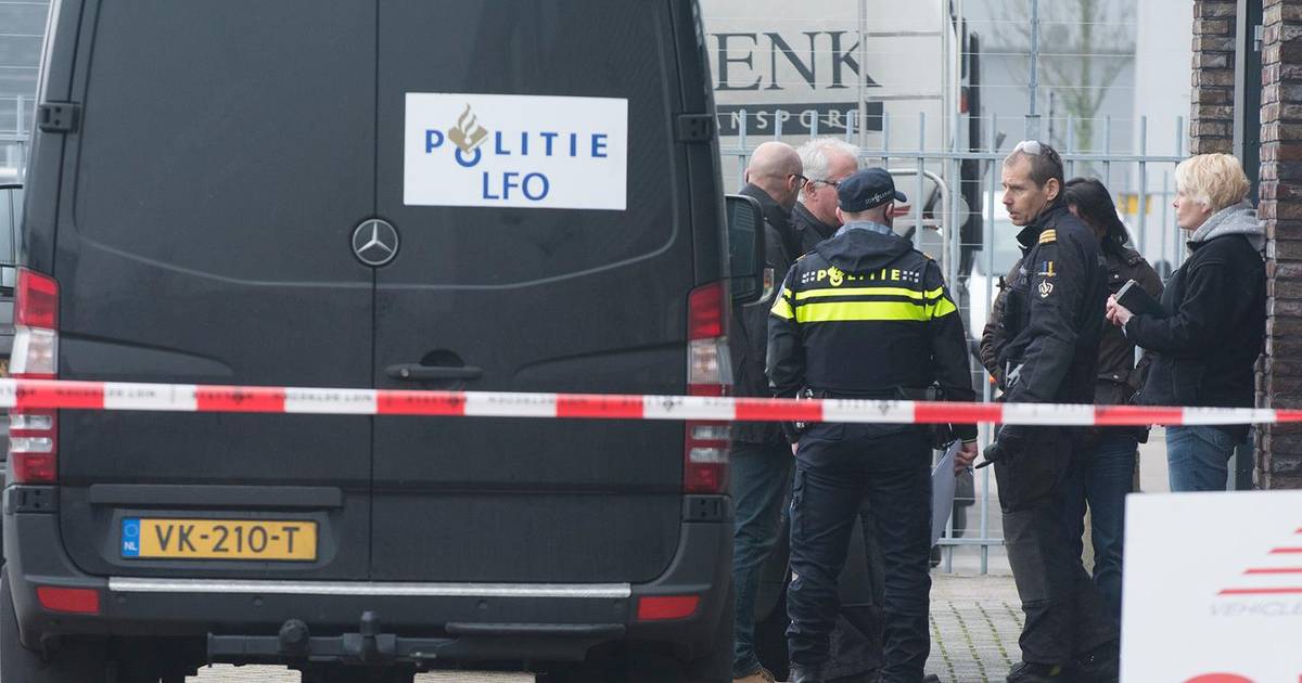 Vijf jaar cel geëist tegen xtcproducenten De Meern Utrecht AD.nl