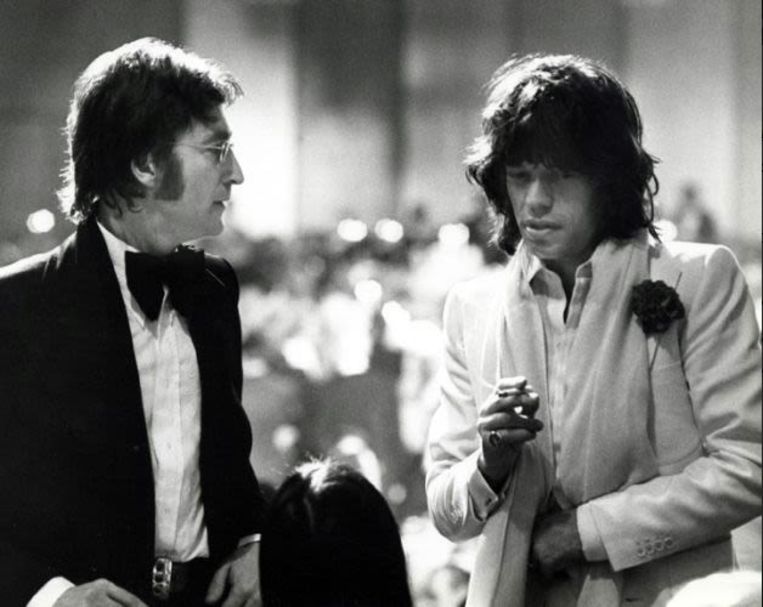 Ron Galella, 'Mick Jagger & John Lennon in Los Angeles (1974)', Galerie Wouter van Leeuwen. Beeld Galleryviewer