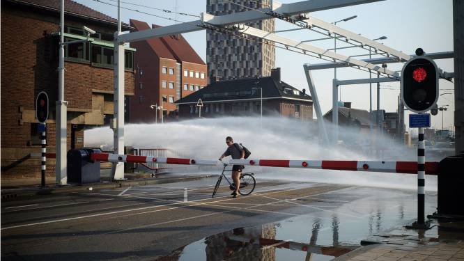 Als de Coolhavenbrug gerepareerd is, is gelijk de volgende brug aan de beurt