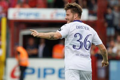 MATCHVERSLAG. Anderlecht ontsnapt aan nederlaag: Dreyer redt in slotseconden punt voor paars-wit tegen KV Kortrijk