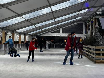 Malgré la crise, il y aura bien une patinoire à glace lors des Plaisirs d’Hiver