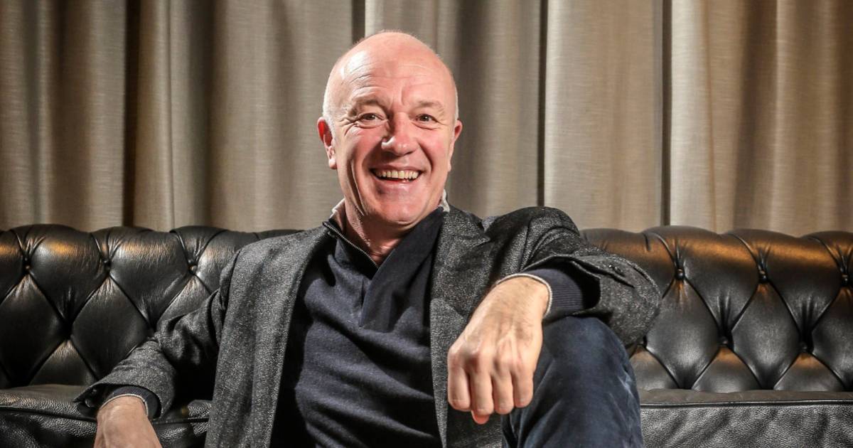 カラム。  De Lijn停留所の廃止についてGeert Hoste氏：「このままでは6年以内にすべてのバスシェルターが廃止されるだろう」 株式会社