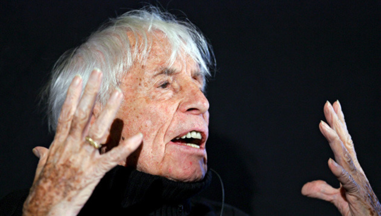 Heesters bij zijn 103de verjaardag. © epa Beeld 