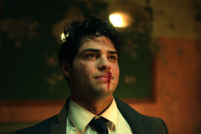 Noah Centineo in 'The Recruit'.  Beeld Netflix