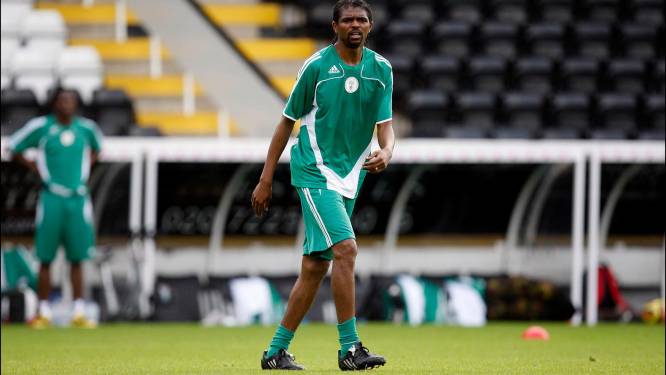 L'ex-footballeur nigérian Kanu délesté de 11.000 dollars à Moscou