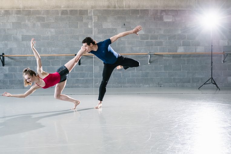 In Choreolab vertellen de dansers van Ballet Van Vlaanderen - hier Claudio Cangialosi en Nancy Osbaldeston - hun eigen verhaal.
 Beeld Wouter Van Vooren