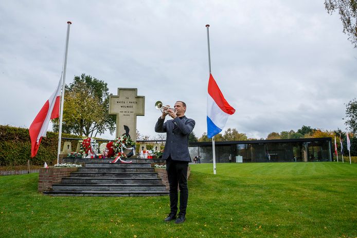 Herdenking bevrijding Breda op het Ereveld aan de Ettensebaan.