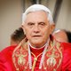 De eerste paus in zes eeuwen die aftrad: Benedictus XVI (95) is overleden