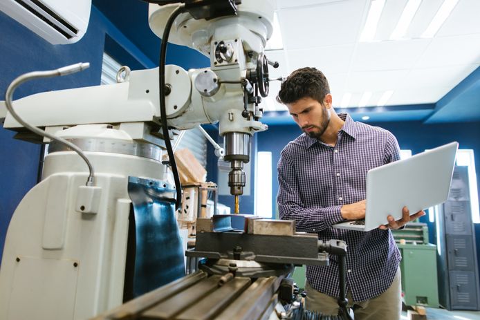 De arbeidsmarkt in Zuidoost-Brabant wordt geconfronteerd met toenemende krapte in technische beroepen, concludeert uitkeringsinstantie UWV.