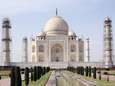 Taj Mahal onder vuur: 'Haal hem weg'