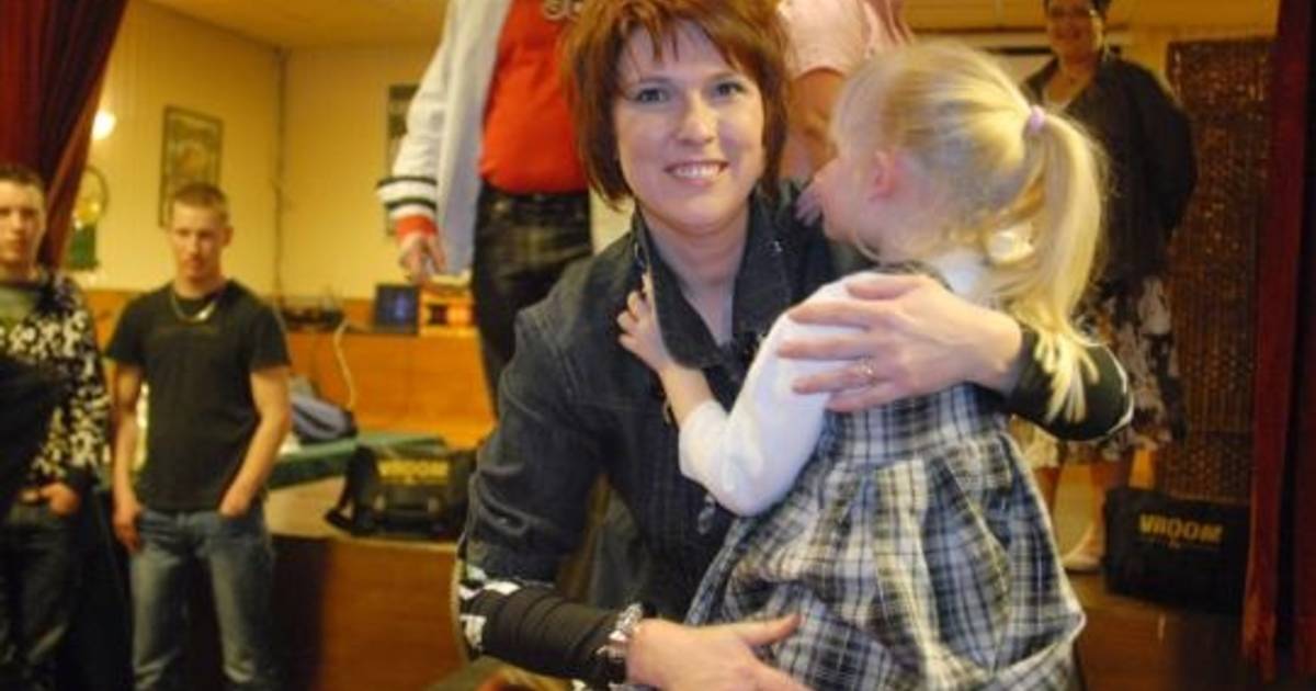 'Nieuwe' vrouwen en man in Creil