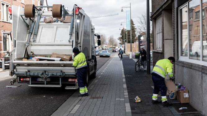 Kartonophaling in Hasselt duurt langer door nieuwe vrachtwagens van Gepetrans: “Twee ton kleiner, maar daarom ook beter voor het milieu”