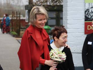 Hoog bezoek in Tollembeek: Koningin Mathilde kwam op bezoek bij vzw Zonnelied