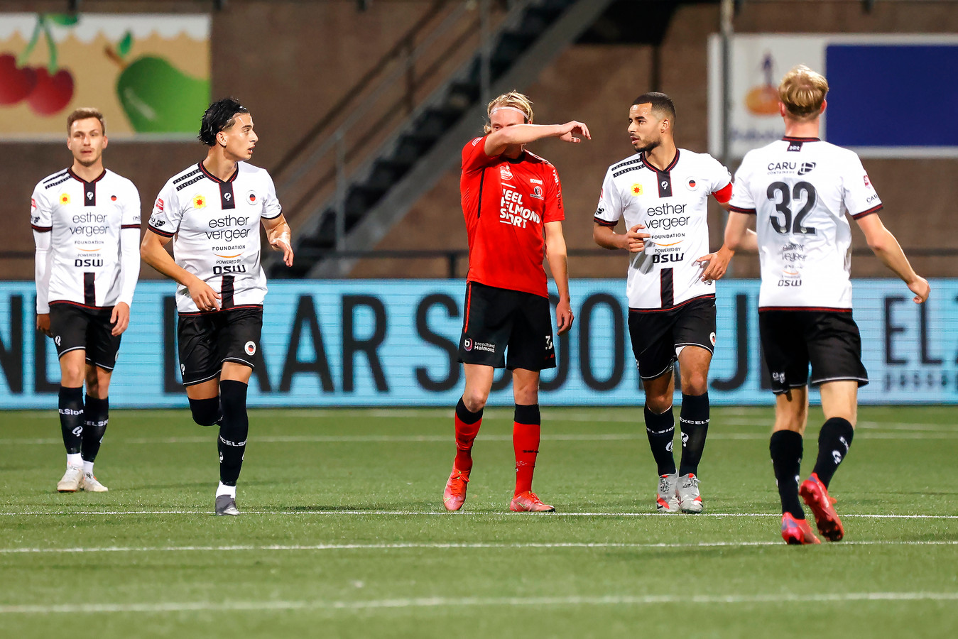 Helmond Sport keek al snel tegen een achterstand aan tegen Excelsior.