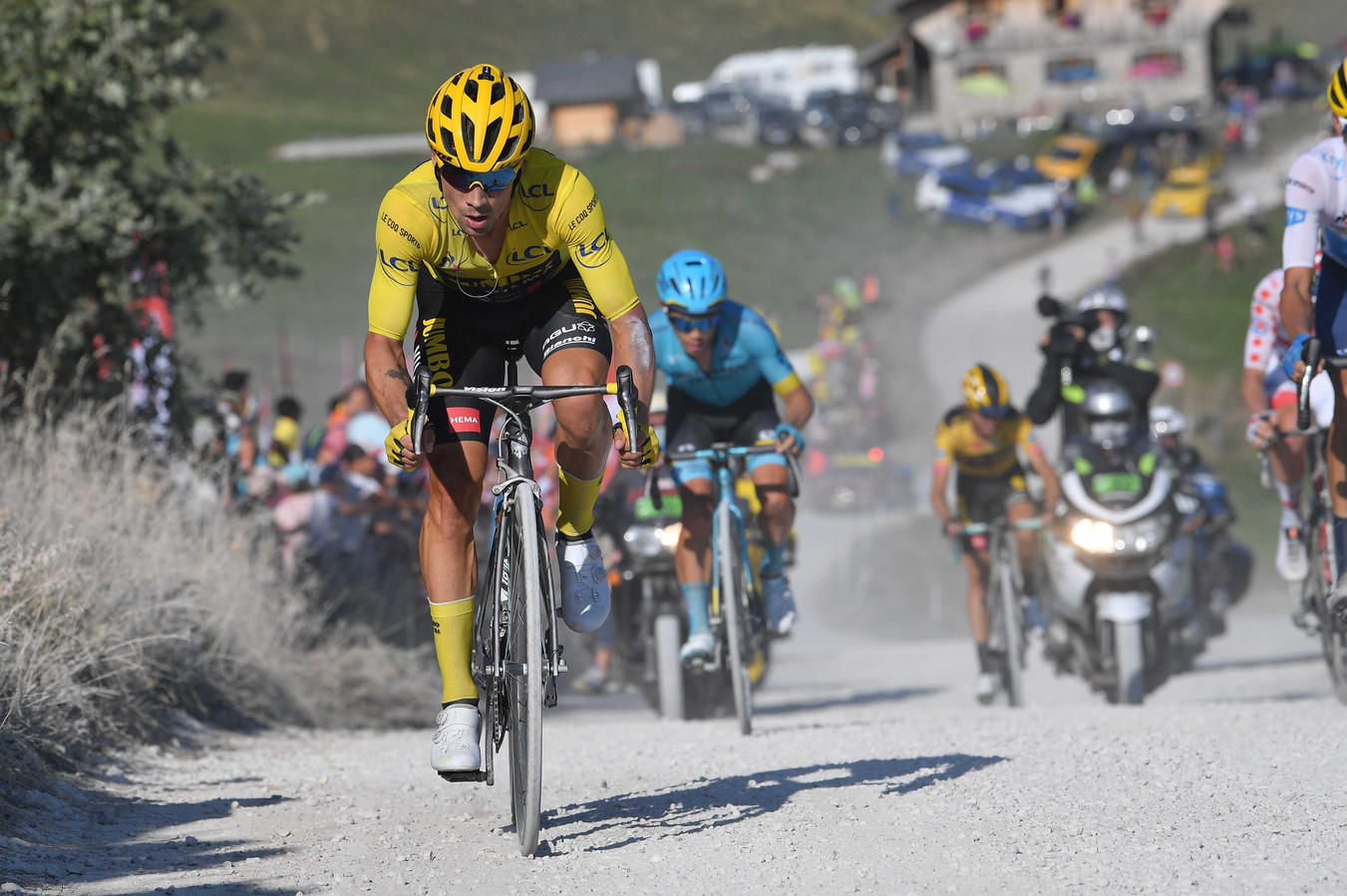 Primoz Roglic vandaag tijdens etappe 18 in de Tour de France.