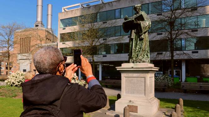 Het Rotterdamse beeld van Erasmus is exact 400 jaar oud: ‘Wie 'm ooit neergezet heeft is in nevelen gehuld’
