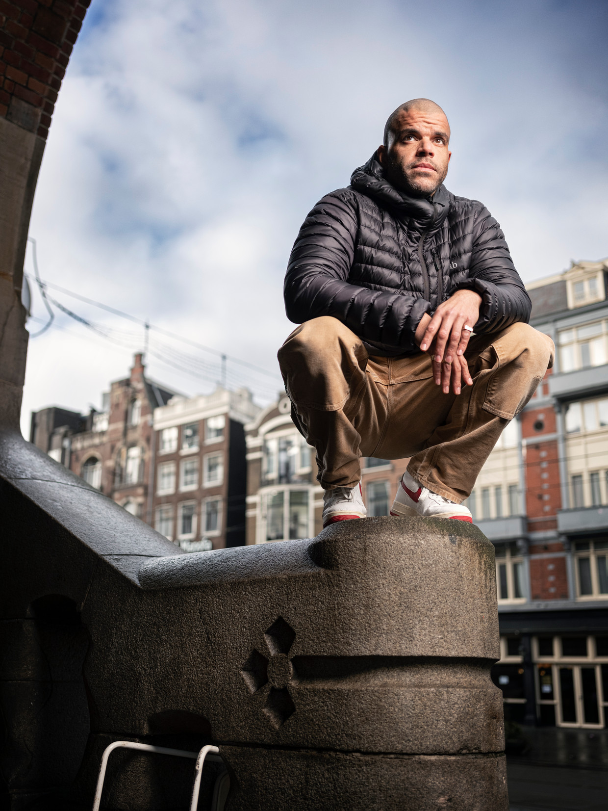 Rapper Sef: ‘Zeker in het zuiden van het land vragen mensen nog of ik Broodje bakpao wil doen. Nou, nee.’ Beeld Harmen de Jong