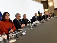 Le PS demande la parité hommes-femmes dans tous les exécutifs