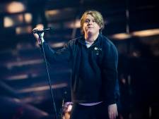 Lewis Capaldi cancelt shows wegens mentale en fysieke klachten