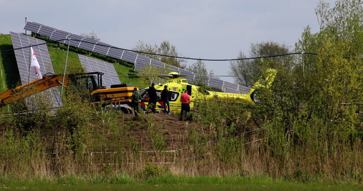 Vrouw gewond door ongeval met quad in Geldermalsen, traumahelikopter landt op crossbaan.