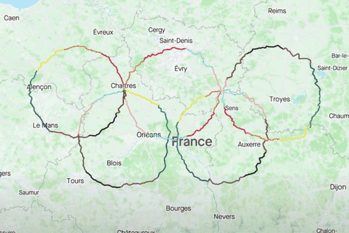 De route van de twee Fransen: 2196 kilometer door acht departementen.