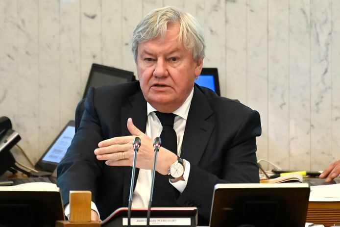Jean-Claude Marcourt, président de la commission