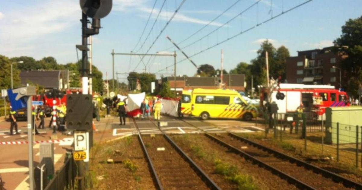 gewonde bij treinongeluk in twello binnenland ad nl