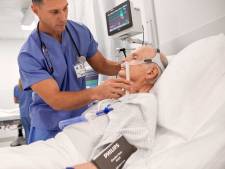 Philips bouwt razendsnel ‘uitgeklede’ beademingsapparaten; productie nog deze maand op stoom