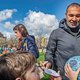 Gullit en Rijkaard openen Cruyff Court dat naar hen is vernoemd: ‘Wie weet wordt de nieuwe Cruijff hier geboren’