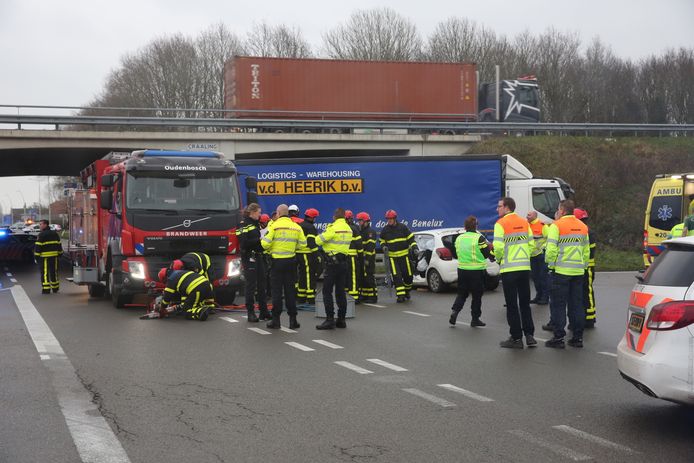 Ernstig ongeluk op de N640 bij Oud Gastel.